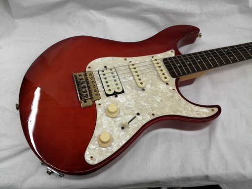 Yamaha electric guitar - electric,