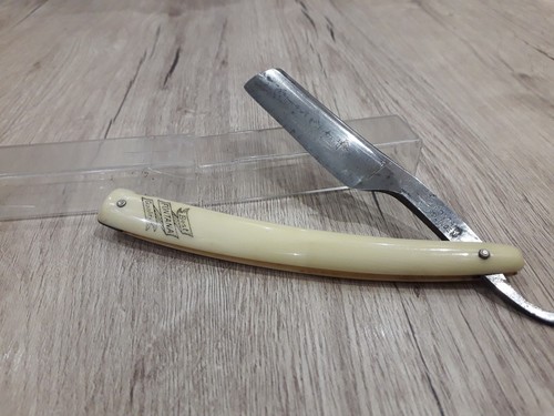 Rasoio mano libera fontana - mano,