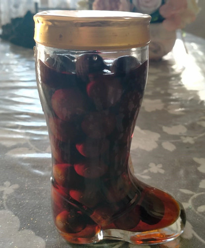 Liquore ciliegie forma stivale - liquore,