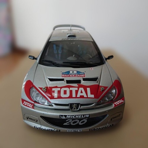 Autoart scale 206 wrc - 1:18,
