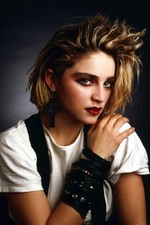 FOTO N.10 - MADONNA - LUCIDA -