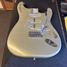 Corpo Fender 25th Anniversary