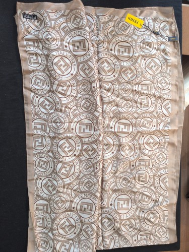 Fendi sciarpa seta marrone - seta,