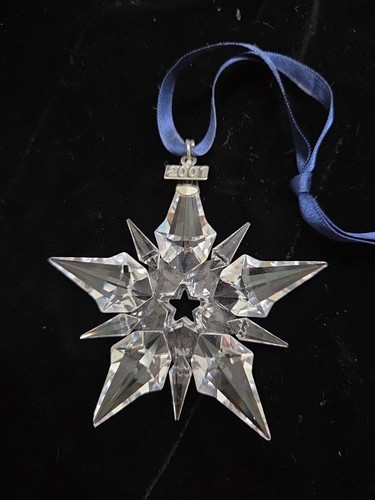 Ornamento annuale fiocco - , di
