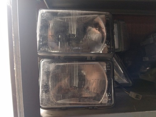 Fiat 147 fari anteriore - anteriore, destro