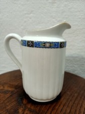 Rara e splendida lattiera