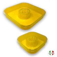 Nutritore in plastica quadro