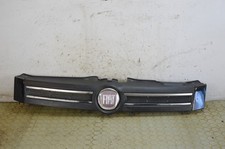 25897 Mascherina griglia presa d aria ant Fiat Panda 169 dal 2003 al 2011 cod 73