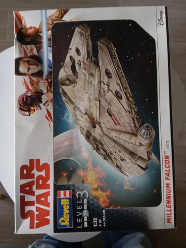 Star wars millennium falcon - wars,
