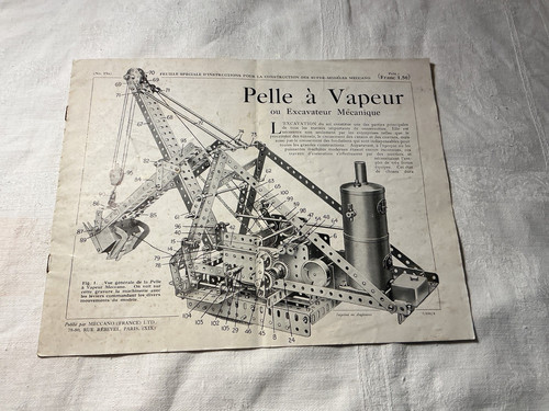 Meccano pelle à - /,