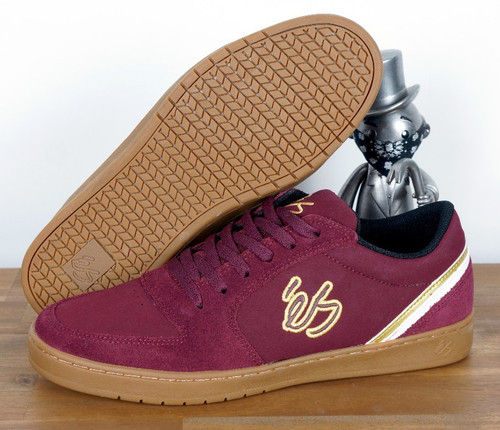 és skateboard footwear - és,