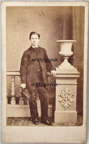 Cdv man urn brown hull - cdv,