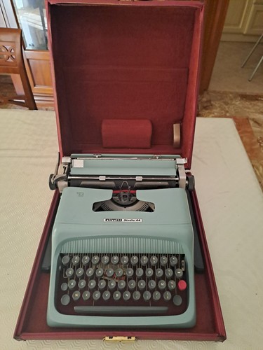 Macchina scrivere olivetti - da,