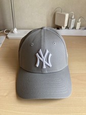 Cappello New Era New York Yankees grigio nuovo