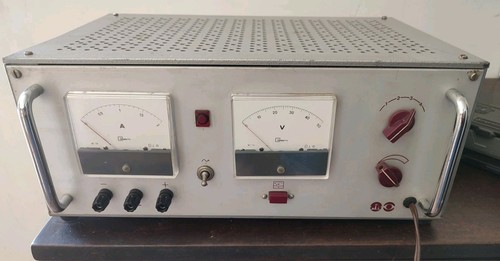 Alimentatore regolabile scuola - alimentatore,