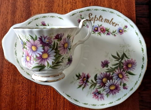 Tazza royal albert flower of - tazza,