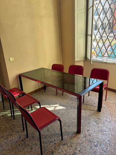Tavolo con sedie marca - 6,