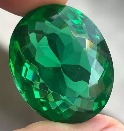 Smeraldo verde colombiano