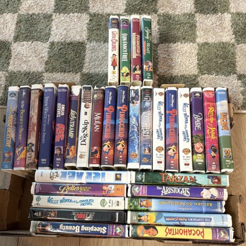 Walt disney home video - walt,