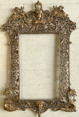 Cornice parete specchiera - cornice,