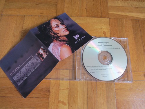 Jennifer lopez ain funny - jennifer,
