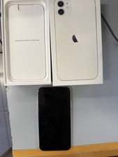 Apple iPhone 11 - 64GB -