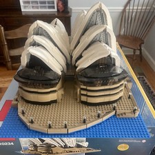 LEGO 5234 Sydney Opera House