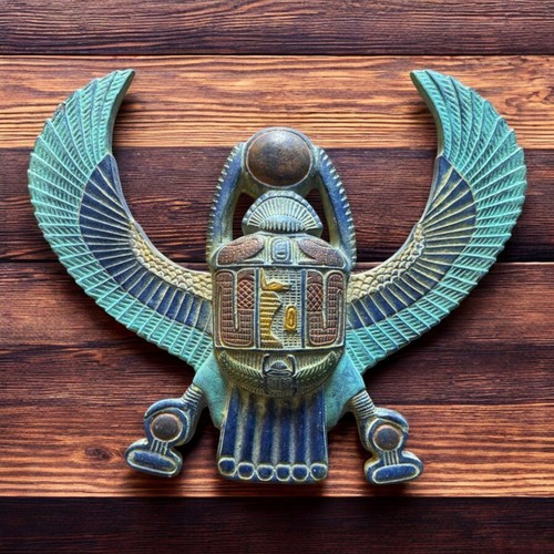 Antica statua egizia - , scarabeo