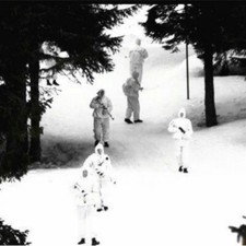 Abbigliamento bianco neve