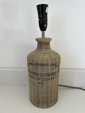 Lampada da tavolo Dunelm stile fattoria negozio di cereali mangime naturale agricoltori H37cms