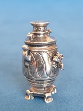 Samovar.  Souvenir. Da