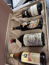 Set Di 4 Bottiglie Liquore