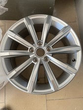 1x Cerchio In Lega Passat  7.0" 5x112 40ET 3G0601025D