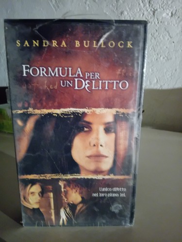 Formula per delitto - delitto, (2002)