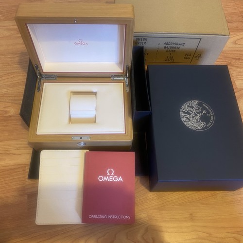 Omega seamaster watch - omega, box