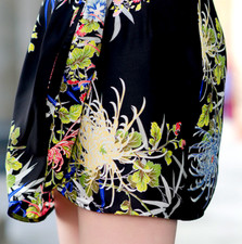 ZARA GONNA NERA FLOREALE