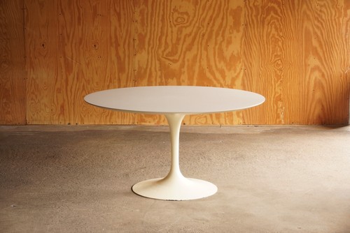 Knoll tulip table by - 54”,