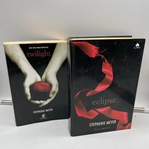 Lotto due libri saga - lotto, twilight