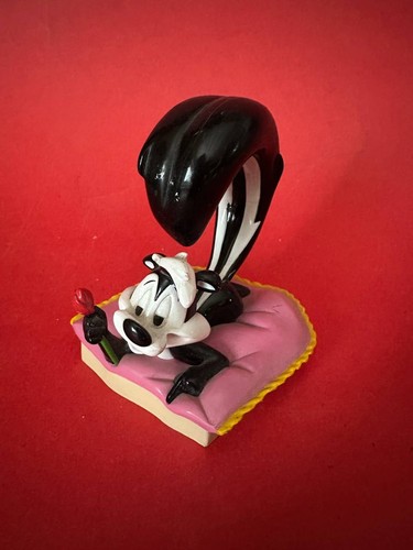 Pepe pew deagostini - pepe,