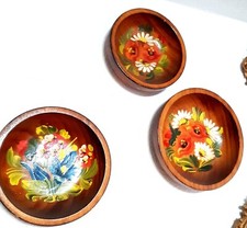 Wooden decorated plates with - plates,