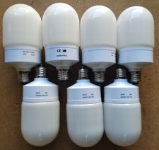 7 LAMPADE E27 220/240V. 50/60 Hz 18W 6400 K ( tutte testate e mai Usate )