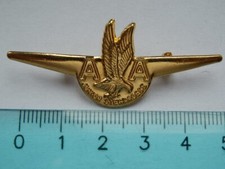 AEREO AA American Airlines JUNIOR STEWARDESS pilot aviazione pin spilla a