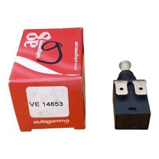 Interruttore luce freno per