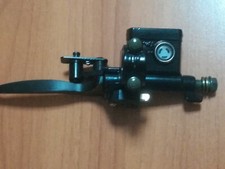 Pompa Freno Moto Quad Con Blocco Leva Manubrio 22mm Sx Con Switch Att. Tubo 10mm
