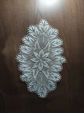 centrini ai ferri in cotone fatti a mano. 1 XL, 3 M, 2 M/S, 1 S