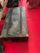 Antico baule da viaggio