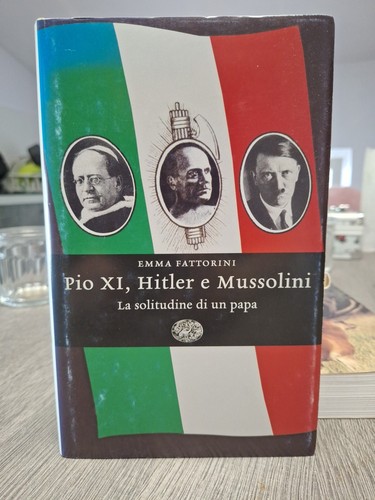 Pio hitler mussolini - pio, e