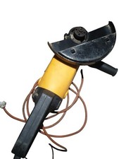Smerigliatrice angolare JCB