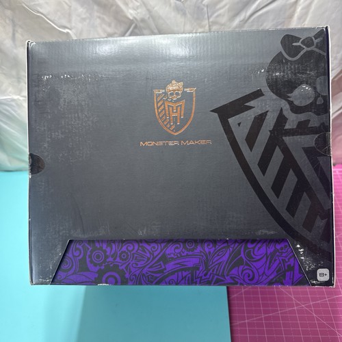 Monster high maker - monster,