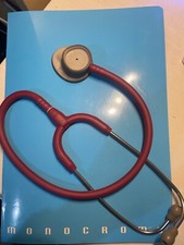 stetoscopio lightweight Littmann rosso ciliegia e in condizioni eccellenti